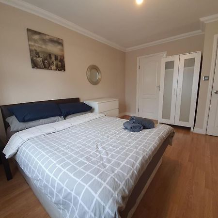 Eastwood Rooms Goodmayes Экстерьер фото