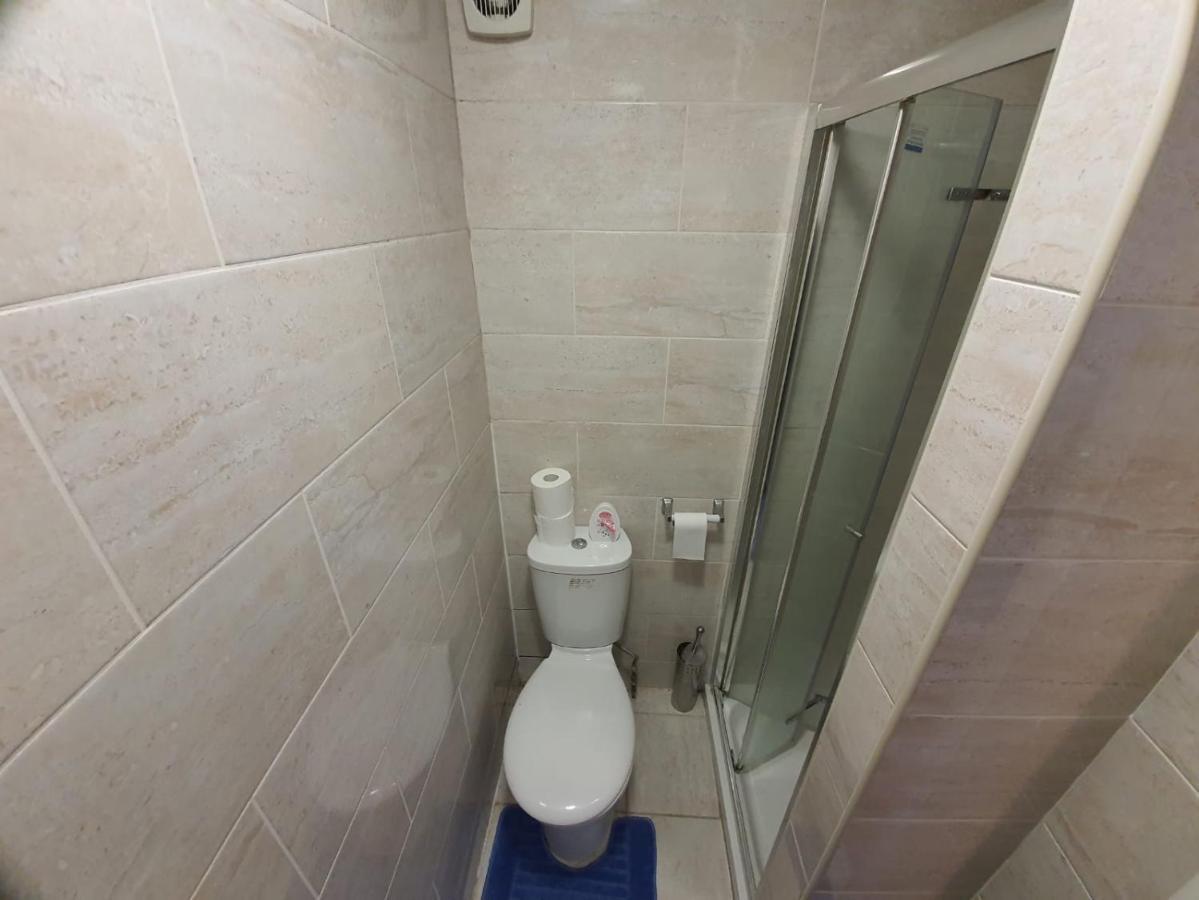 Eastwood Rooms Goodmayes Экстерьер фото