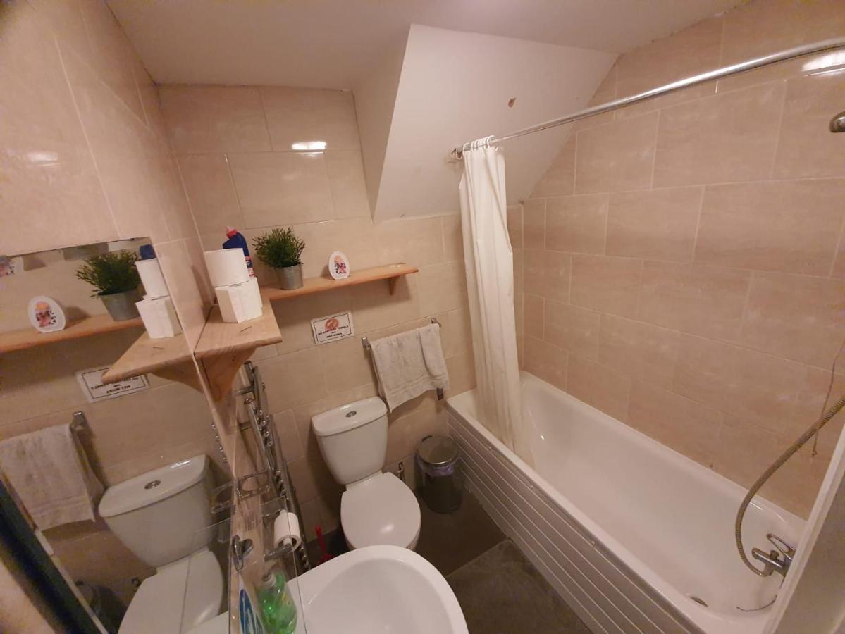 Eastwood Rooms Goodmayes Экстерьер фото