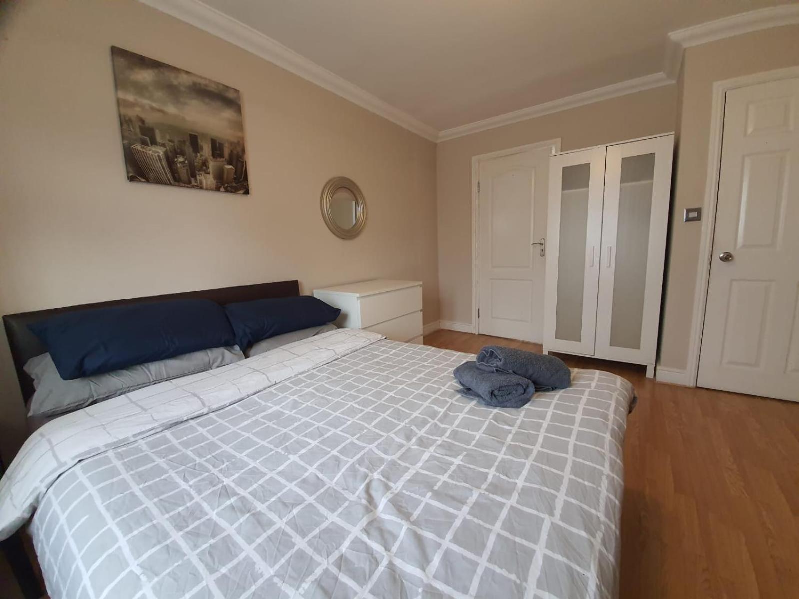 Eastwood Rooms Goodmayes Экстерьер фото